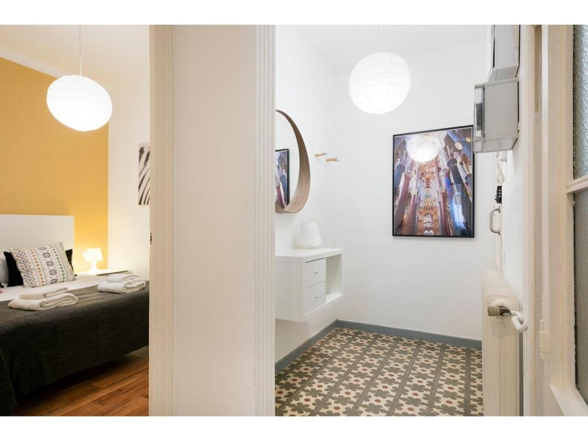 Stay U-Nique Apartments Napols I Barselona Dış mekan fotoğraf